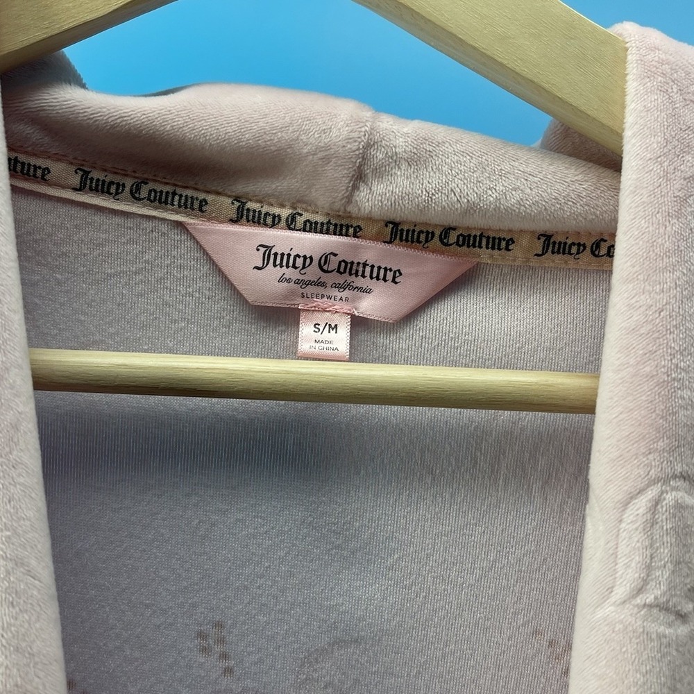 Juicy Couture Pink Velour Women's Robe Small Rhinestones‎ Spell Out Belt - Picture 4 of 7